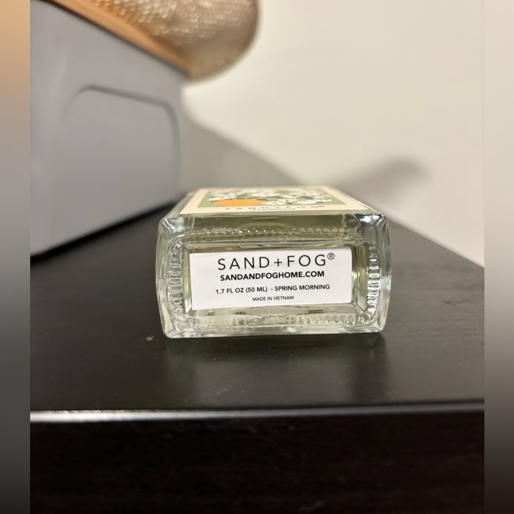 Spring Morning Sand + Fog Perfume Oil - Picture 3 of 3